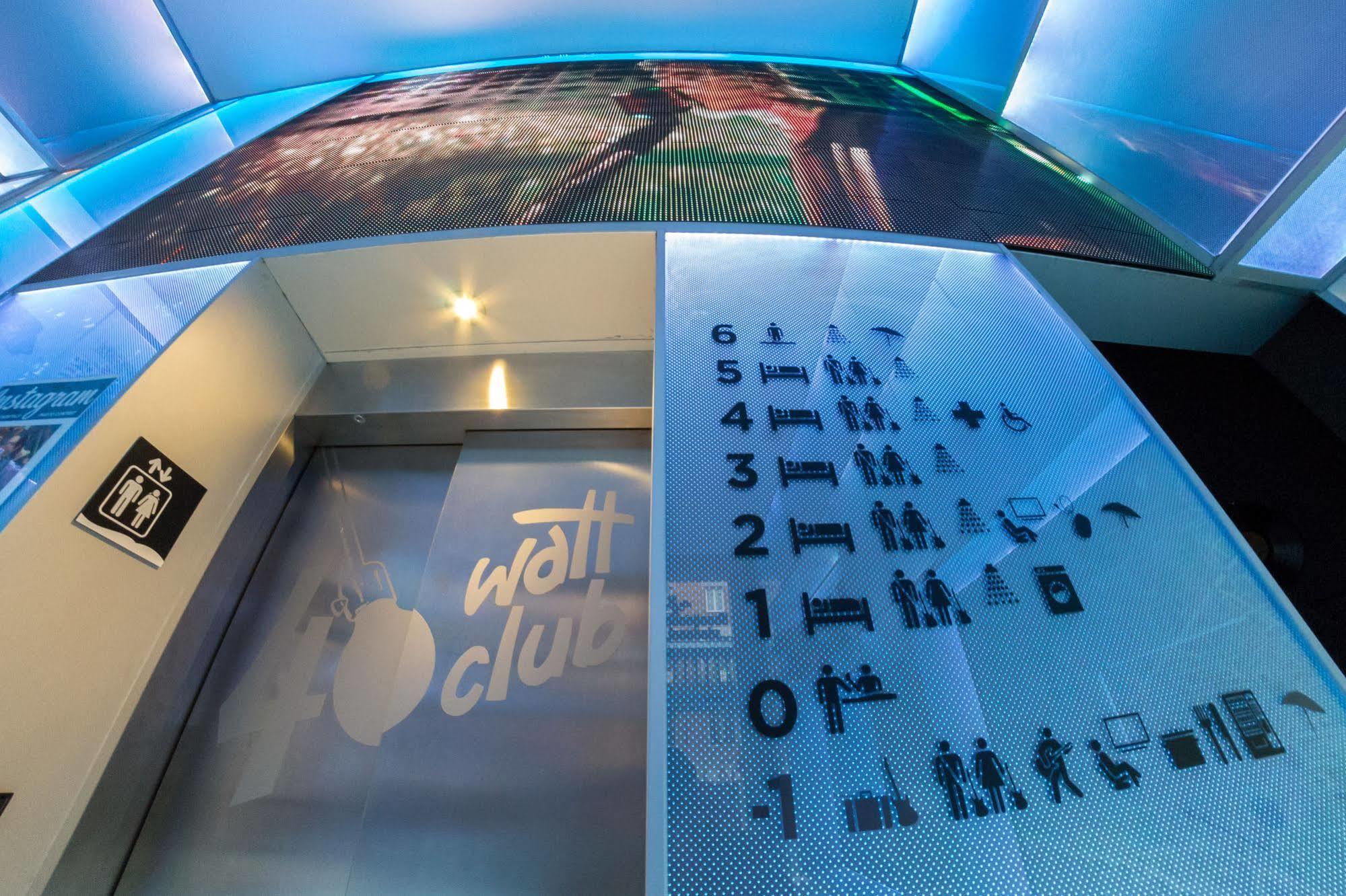 Sant Jordi Hostels Rock Palace Barcelona Exterior photo