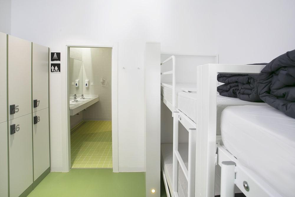 Sant Jordi Hostels Rock Palace Barcelona Exterior photo