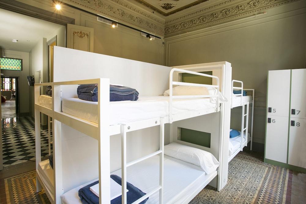 Sant Jordi Hostels Rock Palace Barcelona Exterior photo
